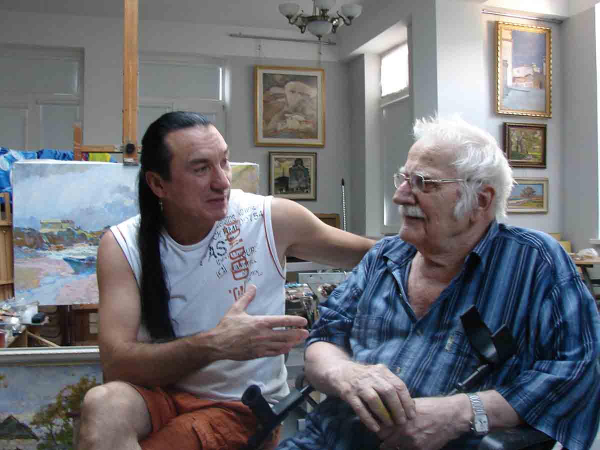 Vladimir Kuts with his grandfather, People’s Artist of Ukraine Peter Stolyarenko.